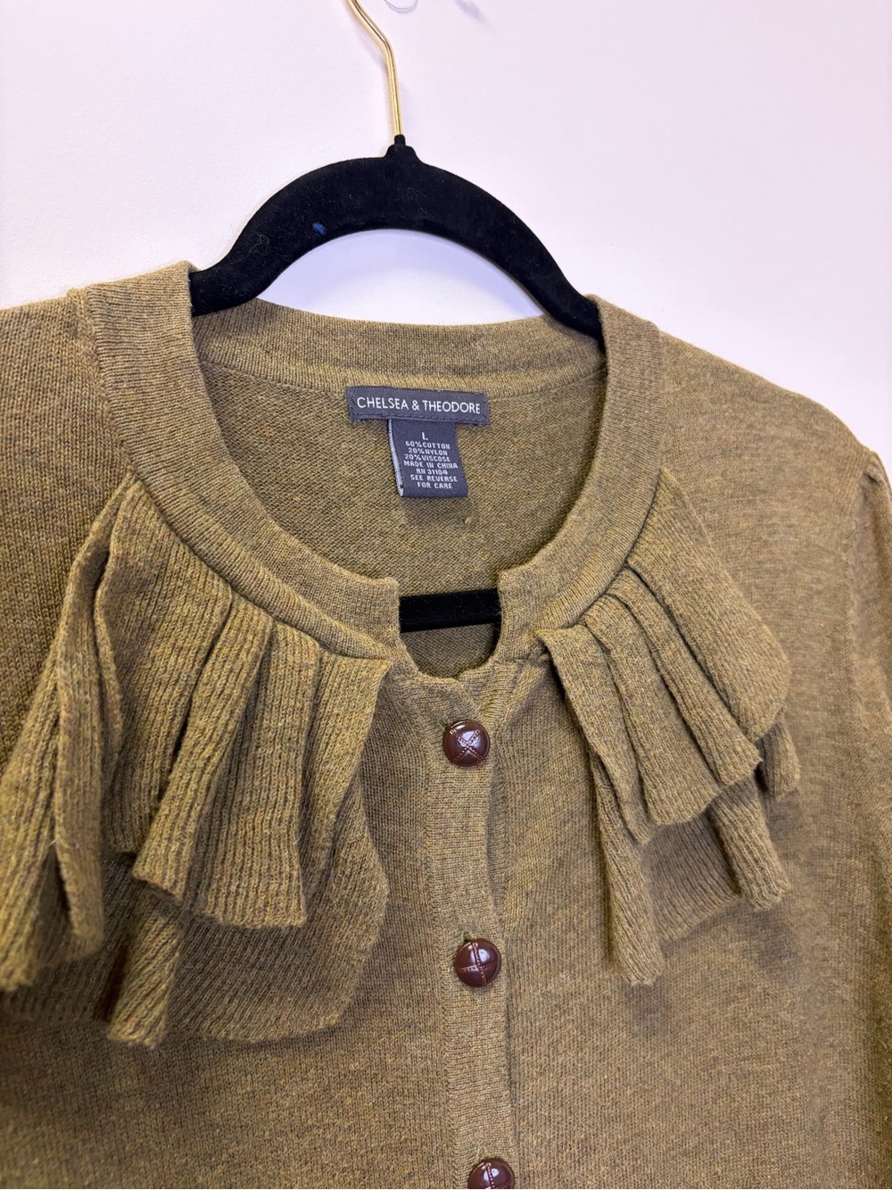 Chelsea & Theodore Olive Green Ruffle-Trim Button Cardigan Size Large - Picture 2 of 5